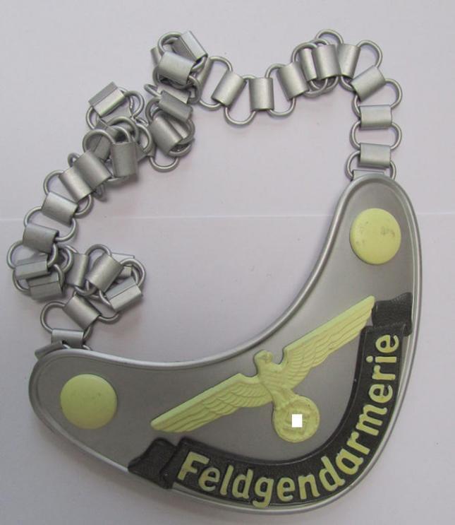 WH (Heeres) 'Feldgendarmerie' gorget