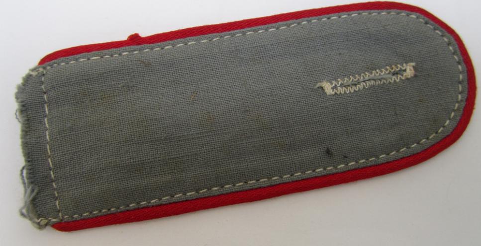 Nice - albeit regrettably single! - summer-style, light-blue coloured and/or linnen-based WH (Luftwaffe) 'Flak-Artillerie' enlisted-mens-type shoulderboard - overall nice, albeit clearly used ie. 'cut-of' condition!