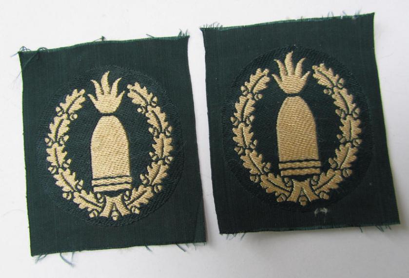 Very nice, WH (Heeres) 'Richtabzeichen für Artillerie-Richtkannoniere' (or artillery gun-layers patch) as executed in neat 'BeVo-weave' pattern - overall very nice (ie. virtually mint-/unissued-) condition!