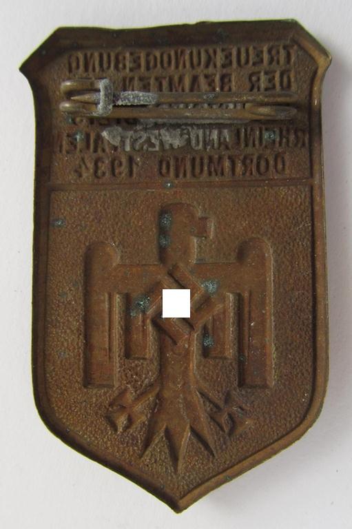 Attractive, DAF- (ie. 'Deutsches Arbeitsfront') related day-badge (ie. 'tinnie'), as was issued to commemorate the: 'Treuekundgebung der Beambten des Industriegebiets Rheinland-Westfalen 1934'