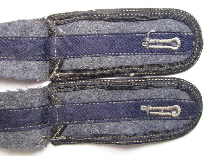 Fully matching - and scarcely seen! - IMO later-war-peirod pair of NCO-type, so-called: 'Ostvölker' (and IMO Luftwaffe-related?) shoulderstraps (and having a dual-pieced- and horizontally-mounted pair of rank-stripes 'off-factory'-attached)