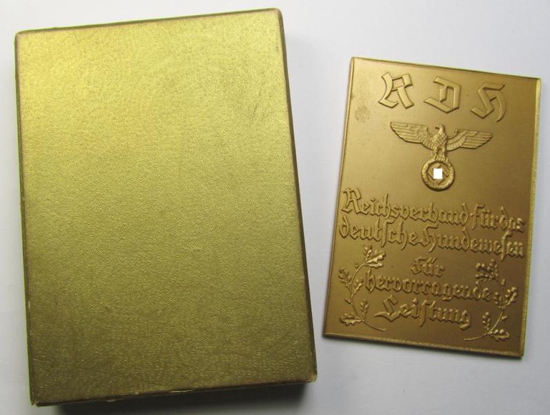 Bright-golden-toned- (ie. 'Feuervergoldeter') so-called: 'Reichsverband für das Deutsche Hundenwesen' (ie. RDH-) related, commemorative-plaque entitled: 'Für hervorragende Leistung' that comes stored in its period etui