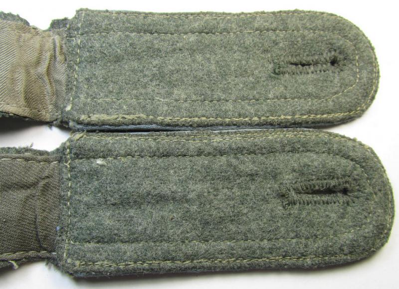 Attractive - and fully matching! - pair of so-called: 'M-43-pattern', WH (Heeres) NCO-type shoulderstraps as was intended for - and/or moderately worn by! - an: 'Unteroffizier eines Nachschub-Abteilungs o. Regiments'