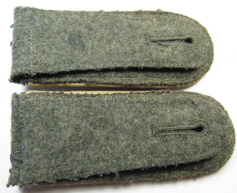 Superb - and/or fully matching! - pair of WH (Heeres), mid-war-period so-called: 'M43'-styled, NCO-type 'cyphered' shoulderstraps as was intended for usage by a: 'Feldwebel der Infanterie-Truppen u. Mitglied einer Unteroffiziersschule'