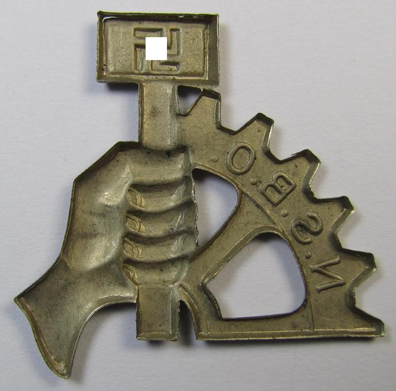 Unfinished, hollow-back- and I deem nickle-based so-called: early-pattern, N.S.B.O. (ie.: 'National-Sozialistischer Betriebszellen-Organisation') sleeve-diamond-device (ie. 'Metall-Abzeichen für N.S.B.O.-Ärmelraute')
