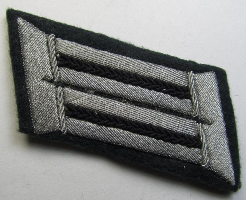 Neat - and/or fully matching! - pair of WH (Heeres) hand-embroidered, officers'-pattern collar-tabs (ie. 'Kragenspiegel für Offiziere des Heeres') as was intended for - and clearly worn by! - an: 'Offizier der Pionier-Truppen'