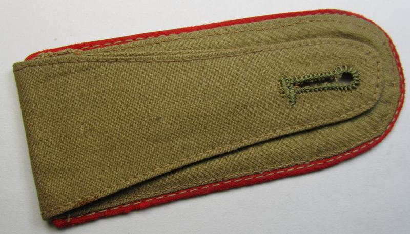 Neat - albeit regrettably single - WH (Luftwaffe) 'tropical-issue' shoulderstrap (as was specifically intended for usage on the tropical-shirts ie. tunics) as was specifically intended for a: 'Soldat der Flakartillerie-Truppen'