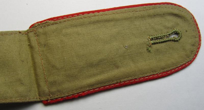 Neat - albeit regrettably single - WH (Luftwaffe) 'tropical-issue' shoulderstrap (as was specifically intended for usage on the tropical-shirts ie. tunics) as was specifically intended for a: 'Soldat der Flakartillerie-Truppen'
