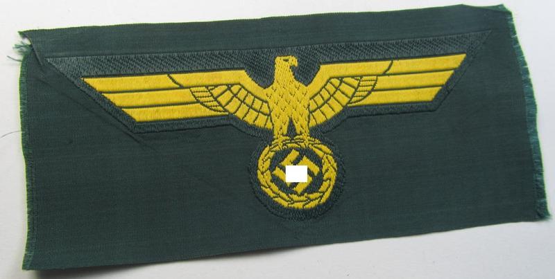 WH (Kriegsmarine) ie. 'Küsten-Art.'-related breast-eagle (ie. 'Brustadler für Mannschaften u. Uffz. der Küsten-Artillerie-Truppen') being a 'standard-pattern-example as executed in the 'BeVo'-weave-pattern on a darker-green-coloured background
