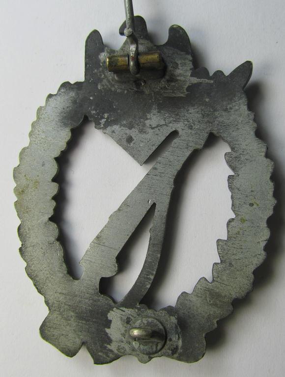 Attractive, 'Infanterie Sturmabzeichen in Silber' (or: silver-class infantry assault badge ie. IAB) being an unmarked example as executed in zinc-based metal (ie. 'Feinzink') as was (I deem) produced by the: 'A. Rettenmaier'-company