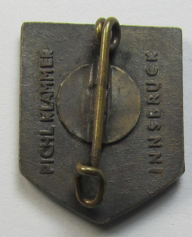 Attractive - and unusally seen! - multi-coloured enamelled and detailed, so-called: 'Gaumeisterabzeichen für Kombinationsschiessen in Bronze 1943 des Standschützenverbandes Tirol-Vorarlberg'