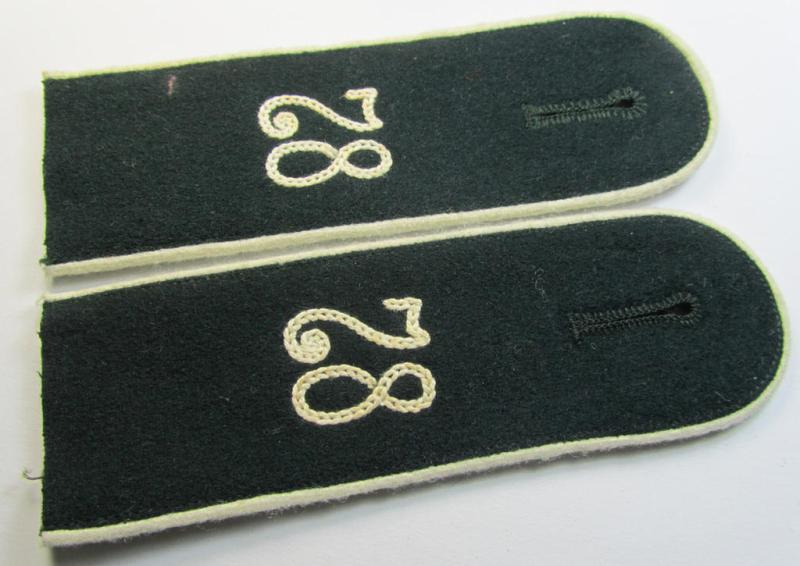 Superb - fully matching and actually not that often seen! - WH (Heeres) EM-type (ie. 'M36-/M40'-pattern- and 'rounded styled-') 'cyphered' shoulderstrap-pair as was intended for usage by a: 'Soldat des Infanterie-Regiments 78'