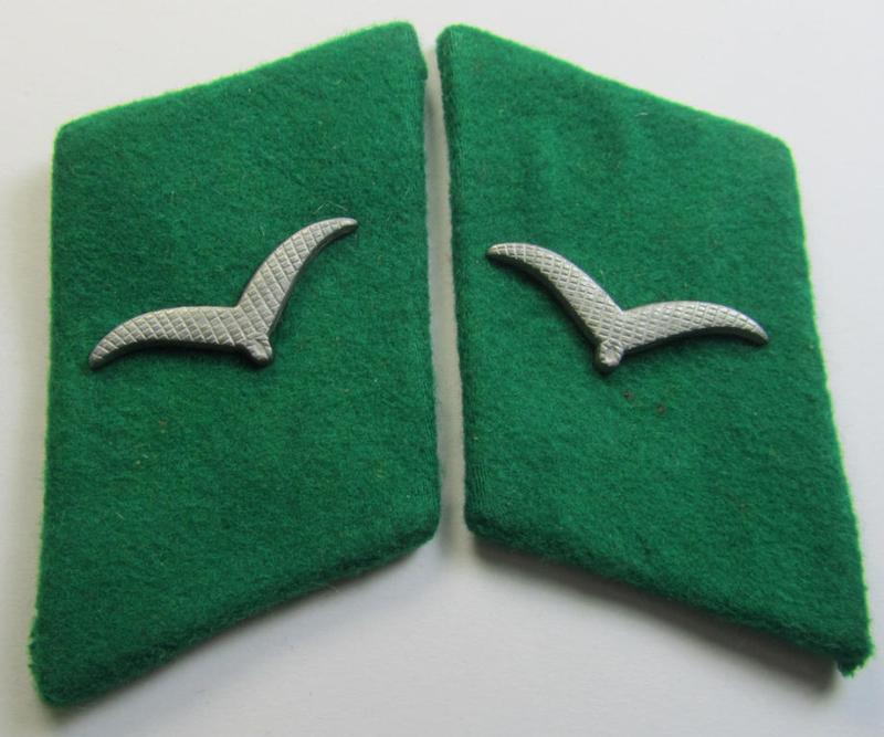 Attractive - fully matching and with certainty scarcely found! - bright-green-coloured pair of WH (Luftwaffe) EM/NCO-pattern collar-patches (ie. 'Kragenspiegel') as was intended for usage by a: 'Soldat der LW-Felddivisionen'