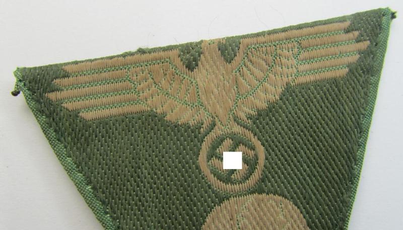 Superb - and truly used ie. cap-removed! - Waffen-SS field-grey-coloured, M43-pattern cap-trapezoid as was intended for usage on the M43-model field-caps (ie. 'Einheitsfeldmützen') that comes in an overall very nice condition