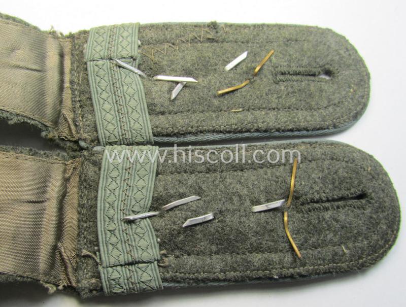 Superb - fully matching and scarcely seen! - pair of WH (Heeres) NCO-type (ie. 'M41- o. M43'-pattern) 'cyphered' shoulderstraps as was intended for usage by an: 'Oberfeldwebel u. Offiziers-Anwärter u. Mitglied einer Nachschubschule'