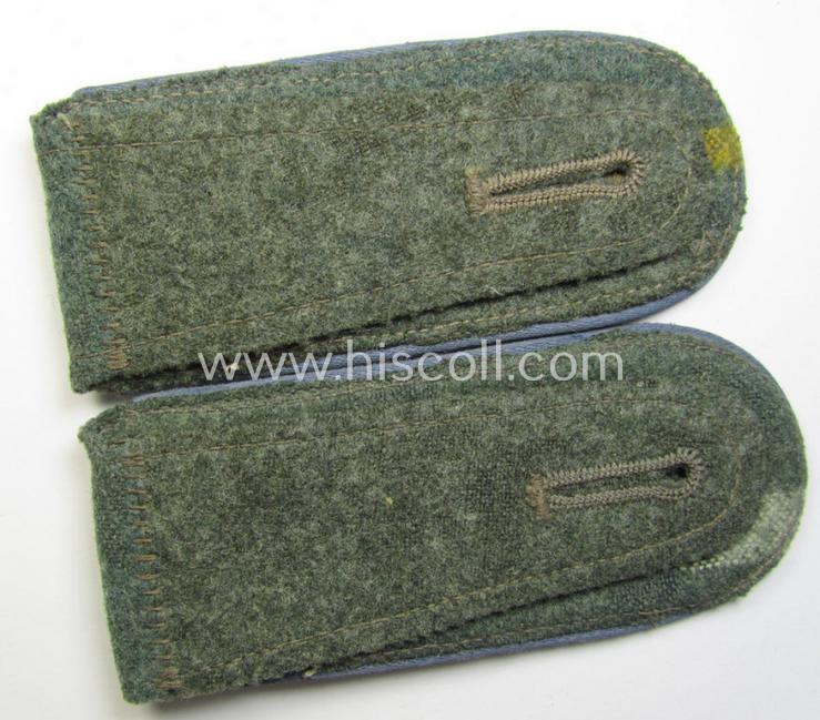Attractive - and fully matching! - pair of WH (Heeres), early- (ie. mid-) war-period- (ie. 'M41/M43'-) -pattern, NCO-type shoulderstraps as piped in the light-blue-coloured branchcolour as was intended for a: 'Feldwebel einer Nachschub-Abteilungs'