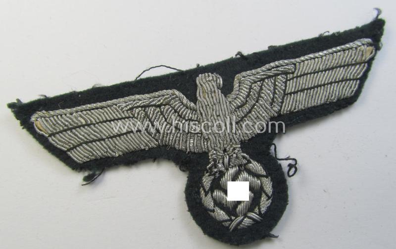 Attractive - and just moderately used! - WH (Heeres) officers'-type, hand-embroidered breast-eagle (ie. 'Brustadler für Offiziere') as was executed in bright-silverish-coloured braid as was intended for usage on the various officers'-pattern tunics