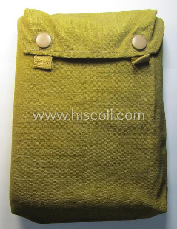 Superb, mustard-yellow-coloured- and/or linnen-based WH (LW ie. Heeres) so-called: gas-cape-pouch (or: 'Tasche für Gasplane') that comes complete with its rarely found, rubberised- (and neatly '82'-marked), contents