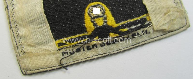 Superb - very unusual and only twice before encountered! - linnen-based- and/or: 'BeVo'-woven (larger!) cloth-based sportshirt-patch depicting a capital: 'H' and 'U'-character as intended for usage by students of the: 'Universität Heidelberg'