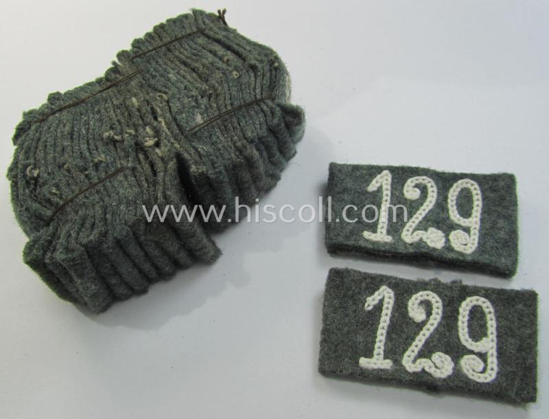 Fully matching pair of WH (Heeres) 'Infanterie'-related, so-called: regimental shoulderstrap-'slip-ons' (ie. 'Schulterstück-Überschuben') as was intended for usage by a: 'Soldat des Infanterie-Regiments 129'