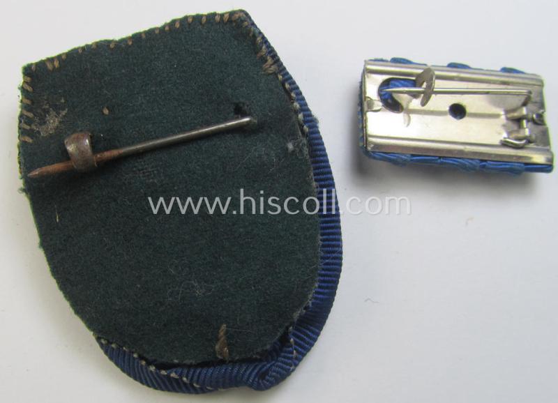 Attractive, WH (Heeres o. KM) so-called: 'Einzelspange' (being of the non-detachable-pattern!) showing a: 'WH-DA 4. Stufe' (as was intended for 4 years of service) and that comes with its accompanying, single-pieced: 'Feld- o. Bandspange'