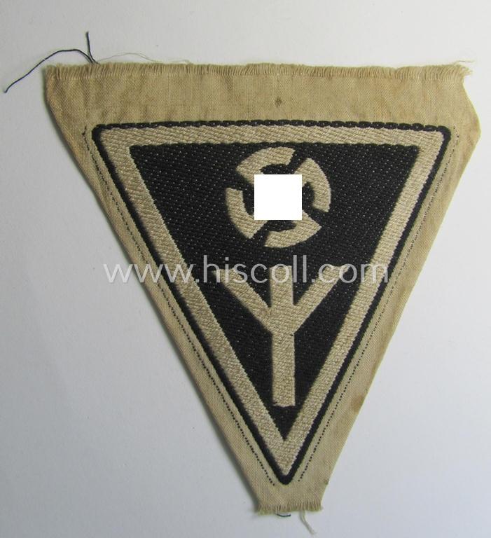 Attractive, sport-shirt badge as was specifically intended for usage by members serving within the: 'Deutches Frauenwerk' (or: 'DFW') being a 'virtually mint' example that is void of any text