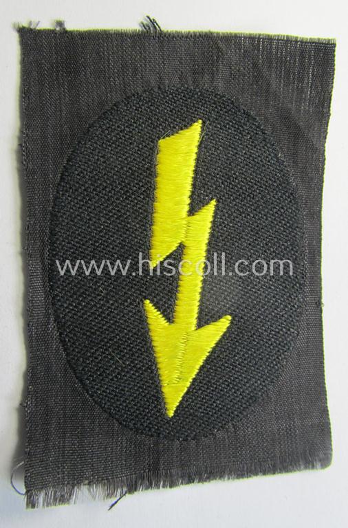 Scarcely seen, WH (Heeres) specific female-related so-called: trade- and/or special-career arm-insignia (ie.: 'Laufbahn- o. Tätigkeitsabzeichen') as was intended for usage by a: 'Heeres-Nachrichten-Helferin' (or: female signals'-related staff-member)