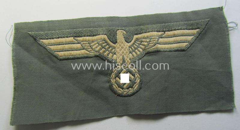 Superb - and scarcely found! - WH (Heeres) early- (ie. pre)-war-period- and/or greyish-white-coloured breast-eagle of the so-called: 'M35-pattern' (ie. 'Brustadler für Mannschaften u. Uffz.') as was executed in the neat 'BeVo'-weave pattern