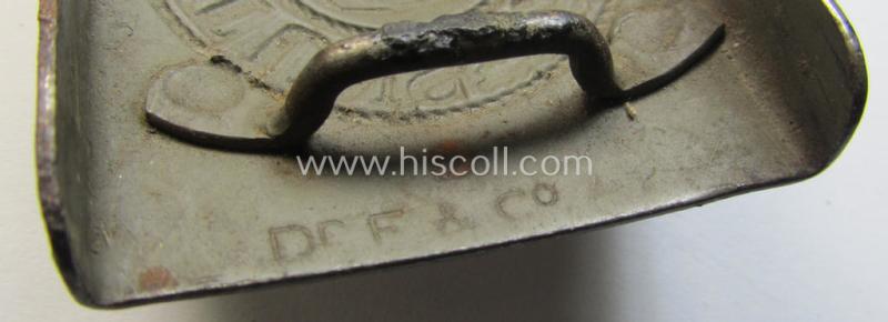 Superb, WH (Heeres) field-grey-coloured- and/or steel-based belt-buckle being a clearly maker- (ie. 'Dr. F. & Co.') marked- and/or: '1942'-dated example that comes in an overall wonderful- (ie. 'virtually mint'), condition