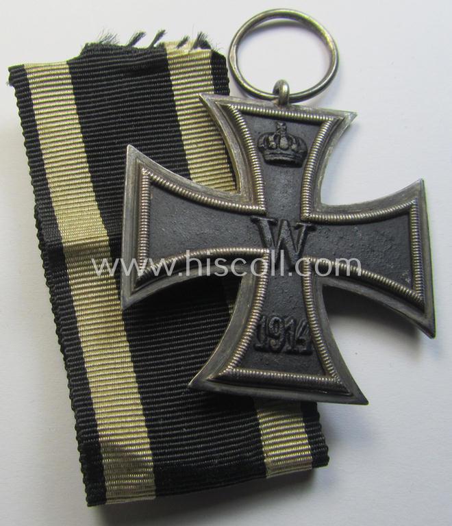 Attractive, WWI-period: 'Eisernes Kreuz II. Klasse' (or: iron cross second class) being a neatly maker- (ie. 'O'-) marked example that comes together with its confectioned piece of ribbon (ie. 'Bandabschnitt')