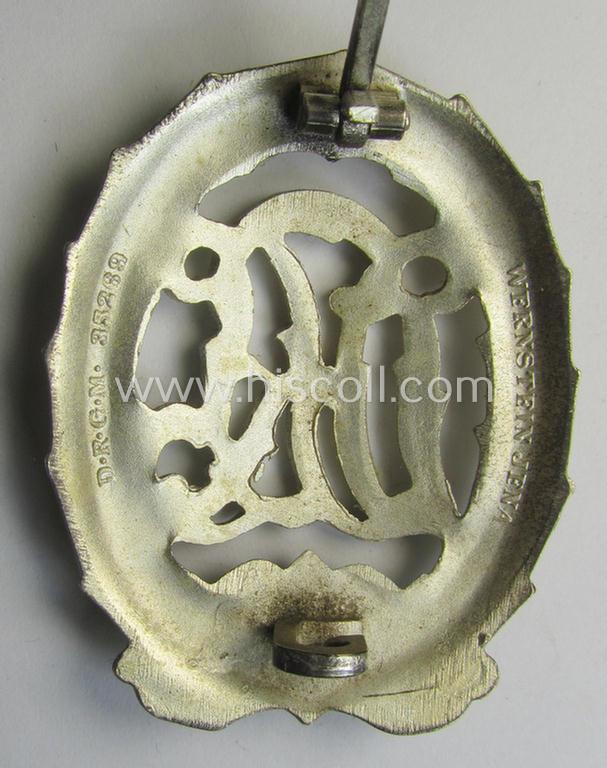 Attractive, 'Reichssportabzeichen DRL in Silber' (or: silver-class DRL sports'-badge) being a typical 'Buntmetall'-based example that is nicely maker- (ie. 'Wernstein - Jena'-) marked on its back
