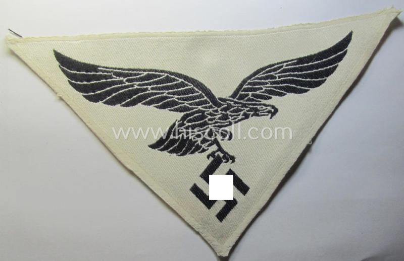 Attractive - and fairly large-sized! - example of a (typical) linnen-based WH 'Luftwaffe'-related sport-shirt badge (ie. 'Brustadler für Sportanzug') as was executed in the neat 'BeVo-weave pattern