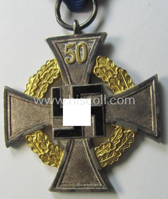 Attractive - and rarely encountered! - 'Treuedienst Ehrenzeichen' being of the so-called: 'Sonderstufe' as awarded for 50 years of loyal-service and that comes in an overall nice- (ie. surely issued- and/or moderately used-), condition