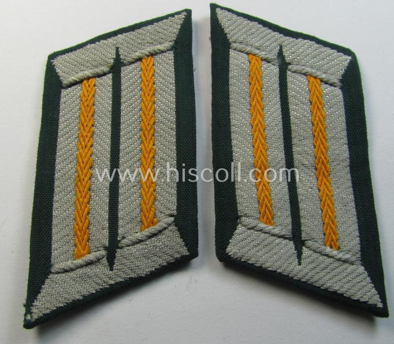 Superb, WH (Heeres) pair of (later-war-pattern) officers'-type collar-tabs (ie. 'Kragenspiegel für Offiziere') as executed in 'BeVo'-weave pattern as was intended for an officer serving within the: 'Aufklärungs- o. Kavallerie-Truppen'