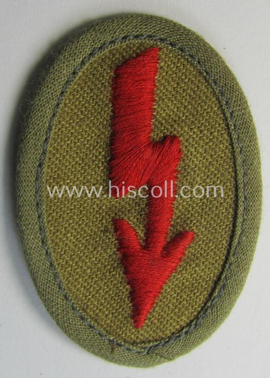 Attractive, WH (Heeres) 'tropical-styled', trade- and/or special-career insignia (or: 'Signal Blitz') as was intended for a soldier who served within the: 'Artillerie-Truppen'