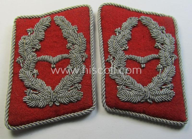 Superb - just minimally used and/or fully matching! - pair of hand-embroidered WH (Luftwaffe) officers'-type collar-patches as executed in bright-red-coloured wool as was intended for usage by a: 'Major der Flak-Artillerie-Truppen'