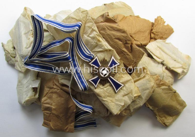 'Ehrenkreuz der Deutschen Mutter - Dritte Stufe' that comes in a 'virtually mint- ie. unissued', condition