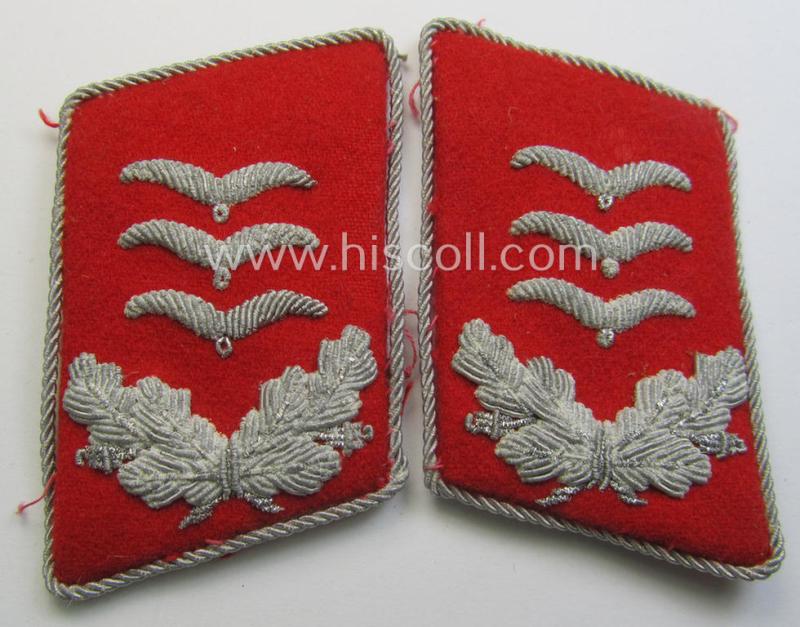 Pair of hand-embroidered WH (Luftwaffe) officers'-type collar-patches as executed in bright-red-coloured wool as was intended for usage by a: 'Hauptmann der Flak-Artillerie-Truppen'