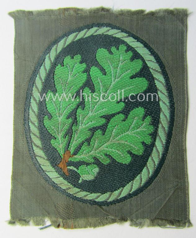 WH (Heeres) enlisted-mens'- (ie. NCO-) type, so-called: 'Jäger'-armpatch being a (typical) 'BeVo'-woven example as was executed on field-grey-coloured linnen as was intended for usage by the: 'Jäger-Truppen'