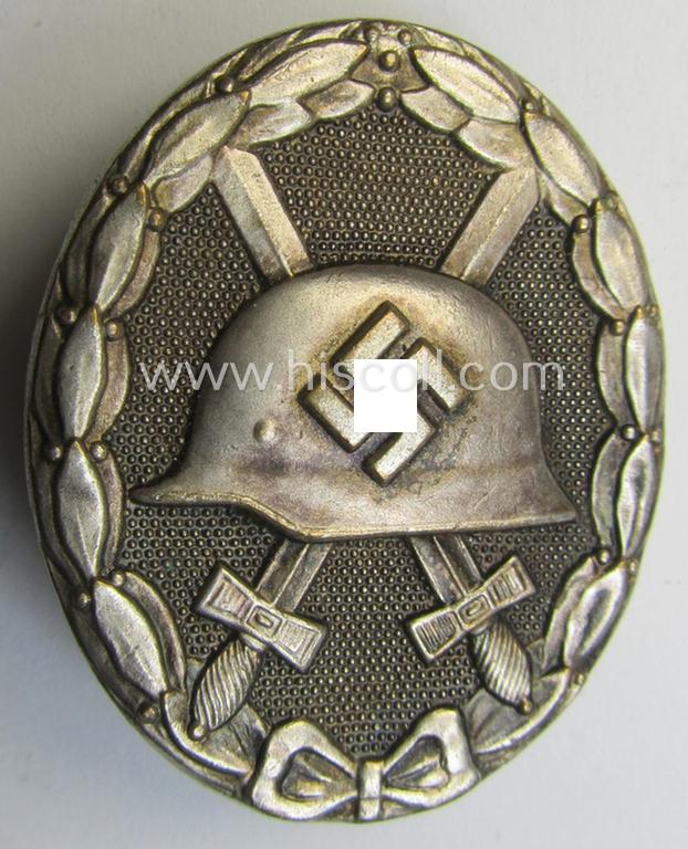 Attractive - and fairly luxuriously-styled! - 'Verwundeten-Abzeichen in Silber' being a non-maker-marked- and (I deem) early-period 'Buntmetall'-based example as was produced by a (by me) unidentified maker