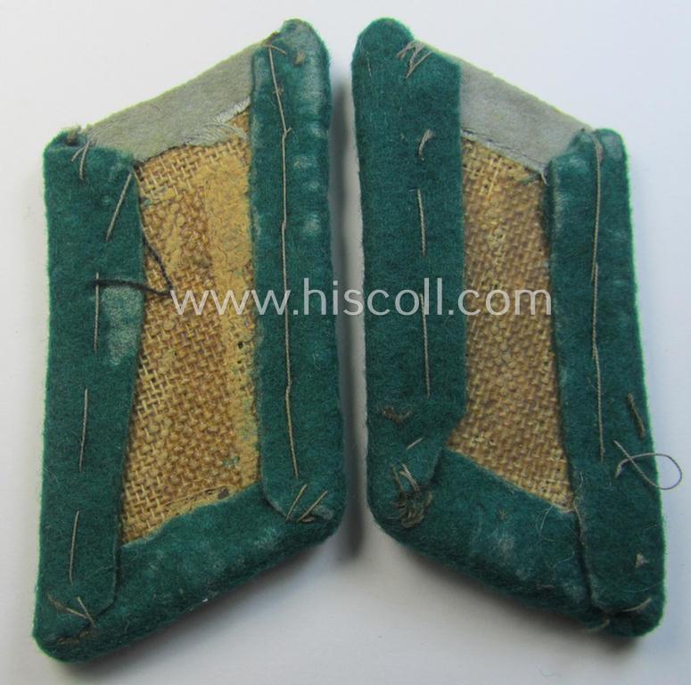 Attractive - and fully matching! - pair of WH (Heeres) officers'-type collar-tabs, as was intended for a medium-ranked-, administrative-official having the rank of: 'Leutnant' (ie.: 'Beambter a.K. des mittlerer Dienstes')