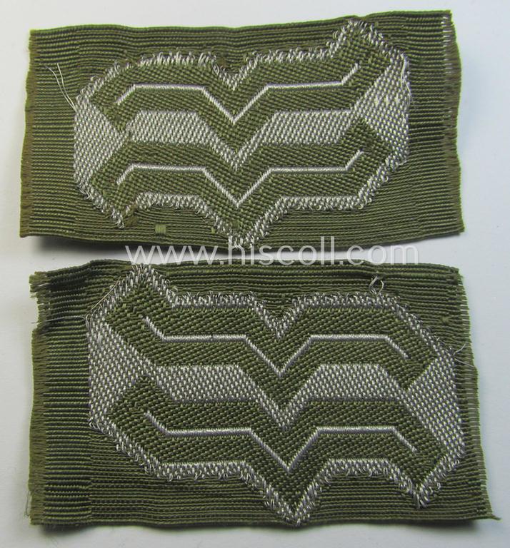 Attractive - fully matching and scarcely seen! - pair of an OT- (ie.: 'Organisation Todt'-) related greenish-brown-coloured, enlisted-mens'- (ie. NCO-) pattern collar-patches (ie. 'OT-Dienstgraden-Abzeichen') as intended for an: 'Oberfrontführer'