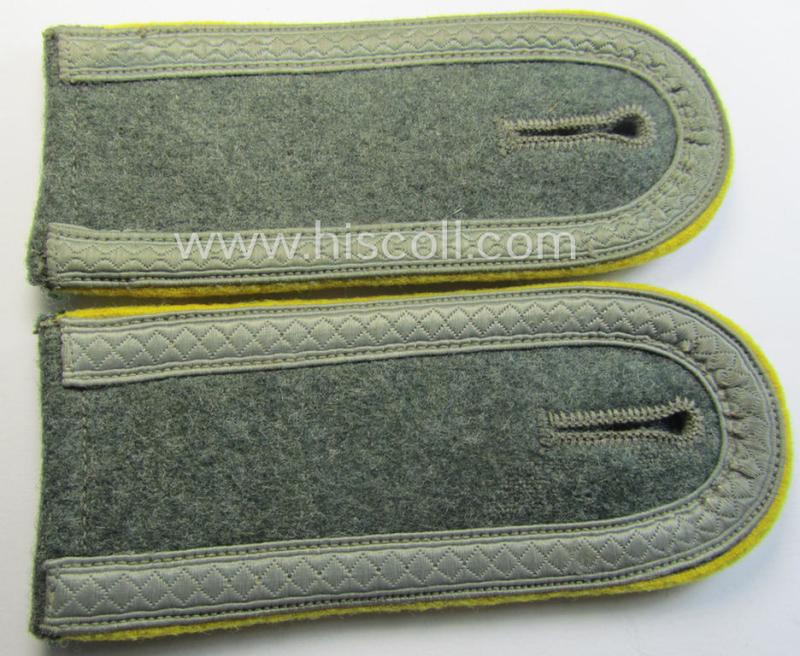 Pair of WH (Heeres) NCO-type (ie. 'M40- o. M43'-pattern) shoulderstraps as was intended for usage by an: 'Unteroffizier eines Heeres Nachrichten-Abtlgs.'