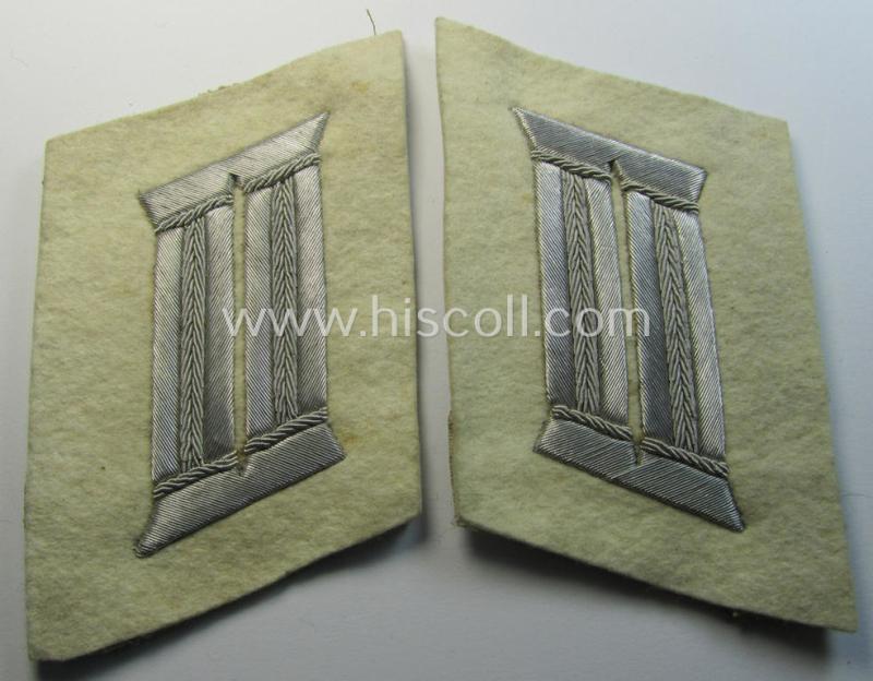 Attractive - albeit not completely finished! - pair of WH (Heeres) officers'-type, 'Waffenrock'- (ie. dress-) collar-tabs (ie. 'Kragenspiegel') as piped in the white branchcolour as intended for usage by an: 'Offizier der Infanterie-Truppen'