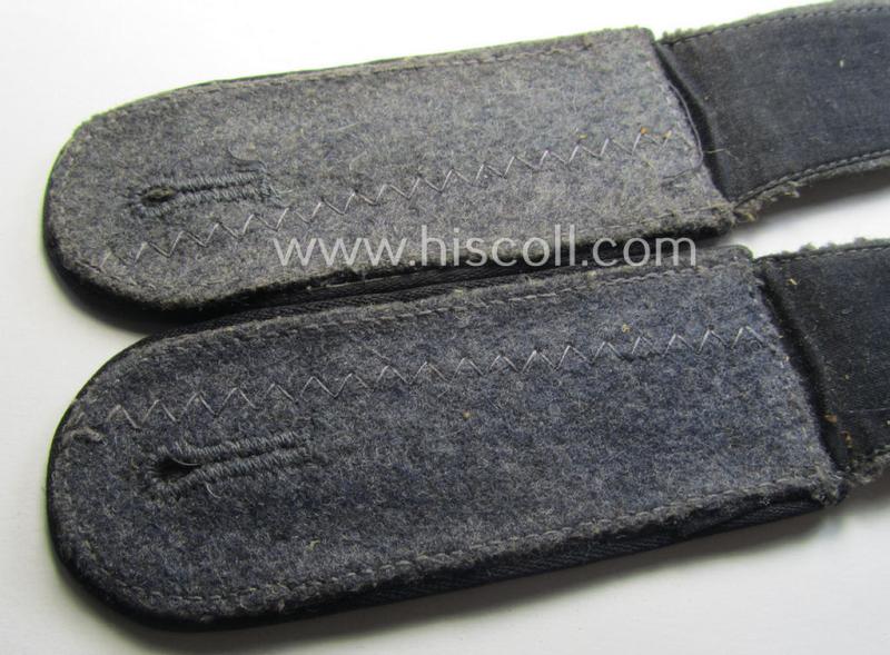 Attractive - and/or fully matching! - pair of WH (Luftwaffe) enlisted-mens'-type shoulderstraps as piped in the black-coloured branchcolour as was intended for usage by a soldier who served within a: 'LW-Pioniere o. Bau-Abts. o. Rgts.'