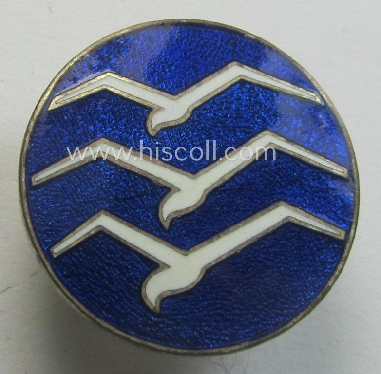 Attractive, enamelled example of a: DLV (ie. 'Deutscher Luftsportsverband') related so-called: 'Segelflieger-C-Abzeichen' (being a non-maker-marked example that is void of a serial-number)