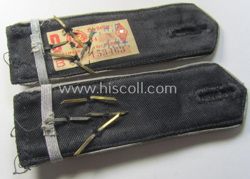 Superb - fully matching albeit clearly used! - white-piped, so-called: 'Reiter-HJ' (ie. 'HJ-Streifendienst') shoulderstrap-pair for a: 'HJ-Oberstammführer' who was attached to the: 'Bann 130' (130 = 'Bann Dortmund')