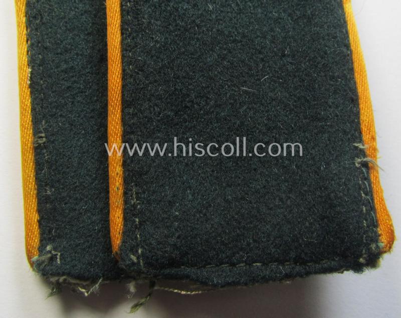 Neat - fully matching - pair of clearly 'cut-off' but nevertheless actually scarcely found! - WH (Heeres) early-war-period- (ie. 'M36'- ie. 'M40'-pattern) EM-type shoulderstraps as was intended for a: 'Soldat eines Kavallerie- o. Reiter-Regiments'