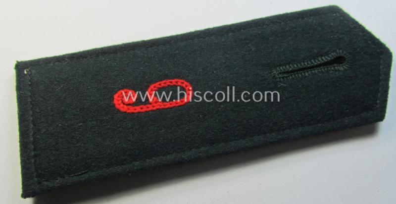 Single, WH (Heeres) EM-type 'cyphered' shoulderstrap: 'Soldat des Artillerie-Regiments 9'