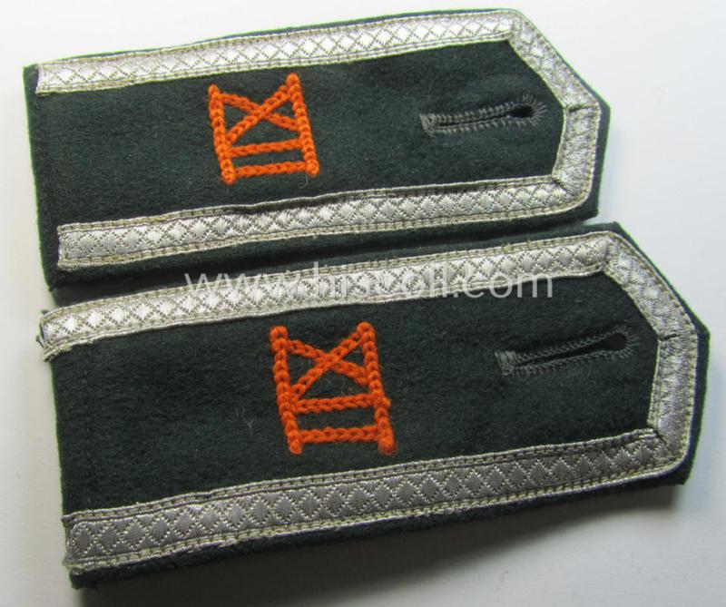 Pair of WH (Heeres) 'cyphered' NCO-type shoulderstraps: 'Uffz. des Wehrersatzdienstelle im Wehrkreises XII'